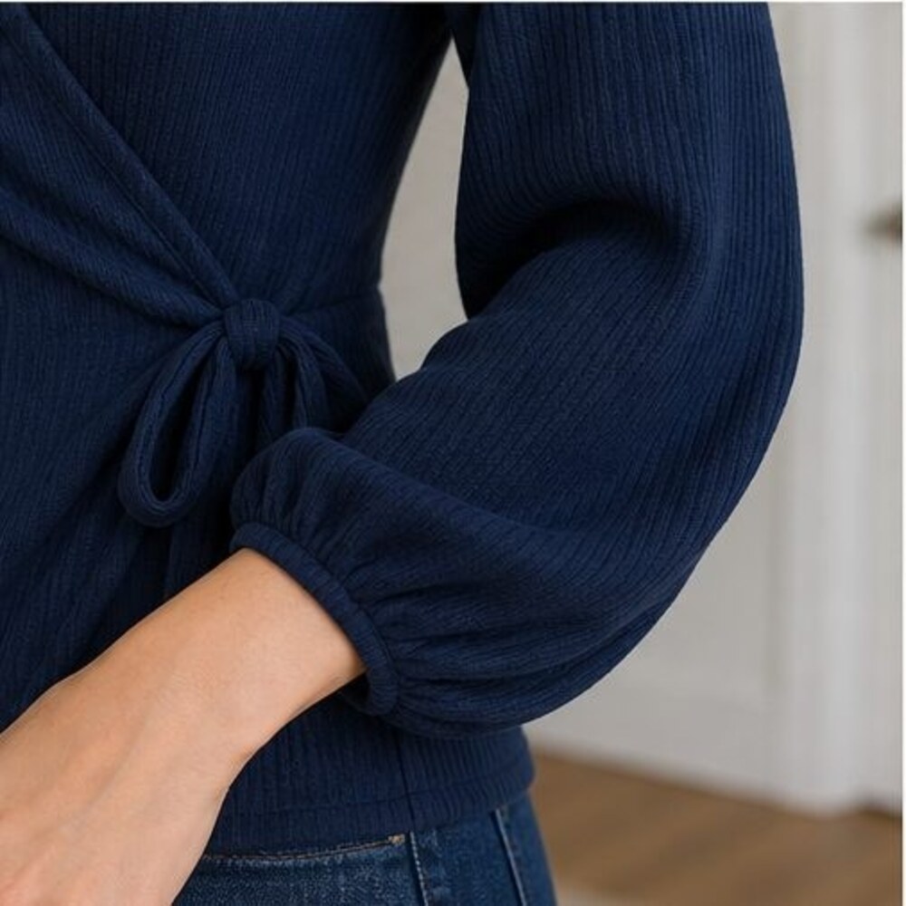 Navy V Neck Top - Picture 5 of 6
